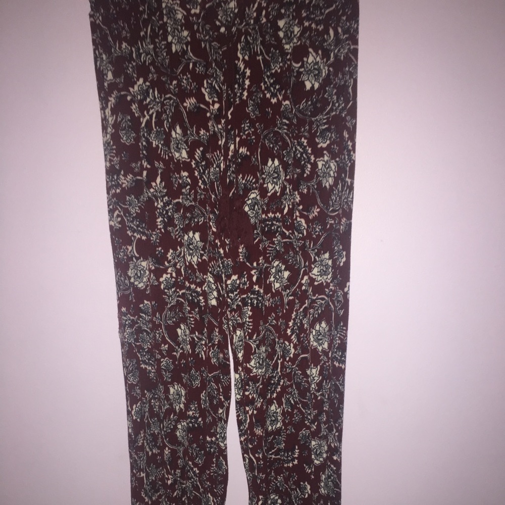 •TIILLYS Floral Printed Flare Pants•